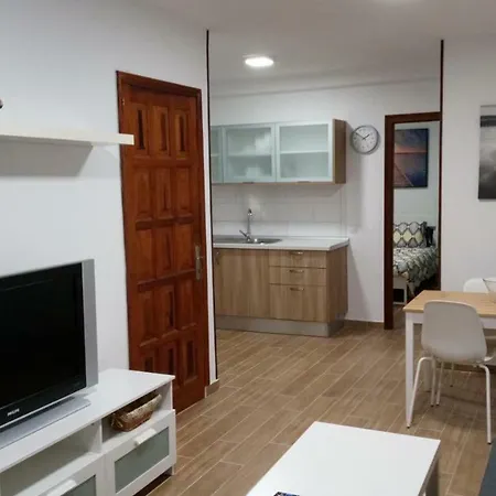 Daire Brisas Del Mar Apartment, One Step From The Sea. El Burrero